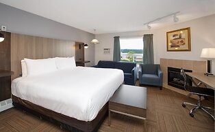 Coast Hinton Hotel