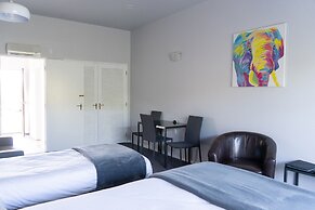 Burwood Manor Motel
