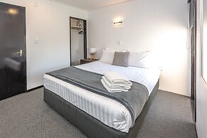 Burwood Manor Motel