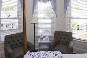 Pecan Tree Inn