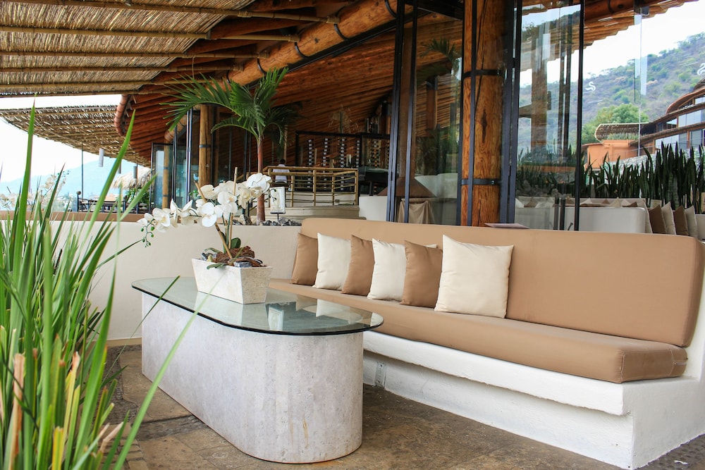 El Santuario Resort & Spa