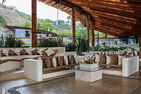El Santuario Resort & Spa
