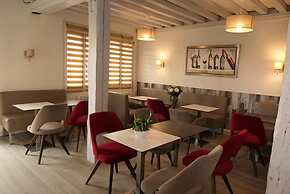 Hotel Le Canada