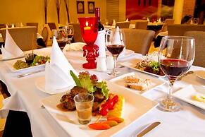 Buganvillas Hotel Suites & Spa