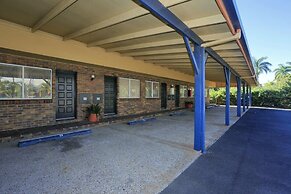 Smart Motel Bert Hinkler