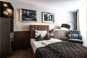 BLOCK Hotel & Living