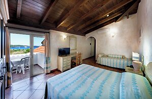 Colonna Beach Hotel Marinella