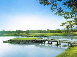 Lake View Resort & Golf Club