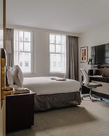 Club Quarters Hotel Downtown, Houston