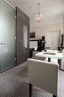 Old Town Square Residence by Emblem