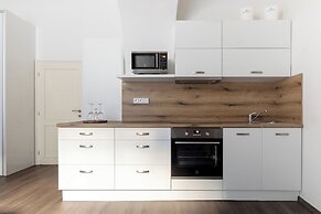 Old Town Square Residence by Emblem