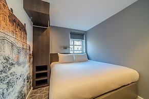 KM Hotel