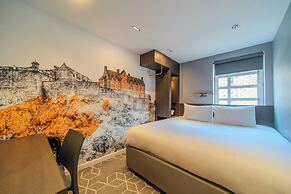 KM Hotel