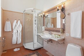 Marco Polo Boutique Hotel