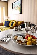 Bolton Hotel