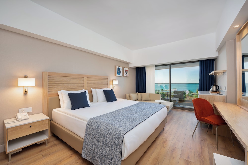 Sural Saray Hotel