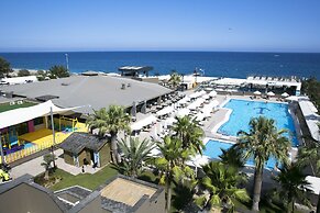 Sailor's Beach Club - All Inclusive