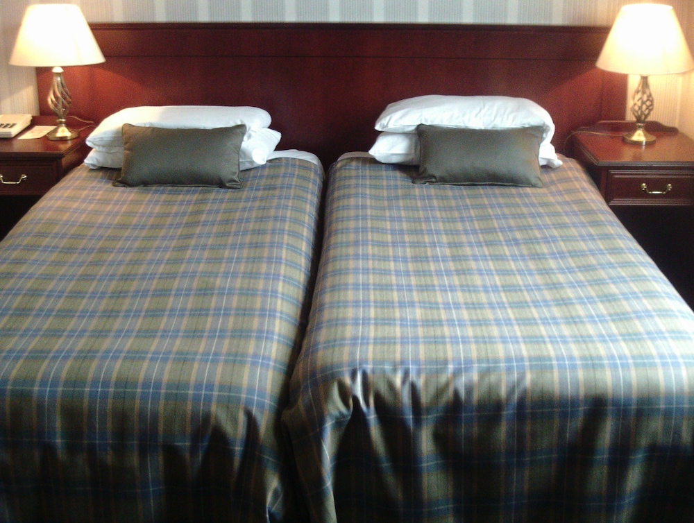 Alexandra Hotel