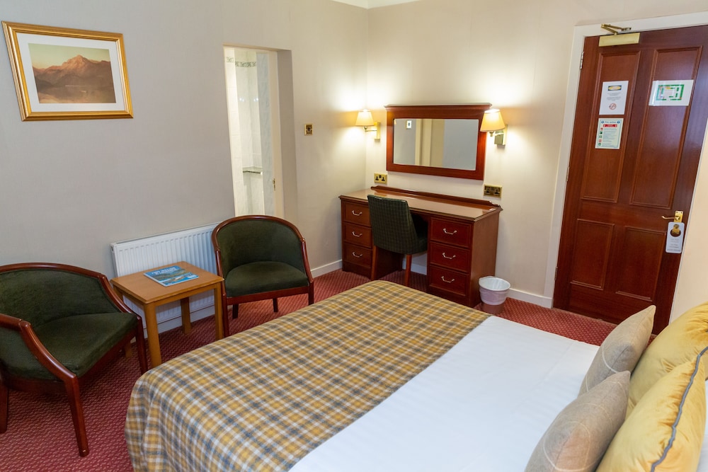 Alexandra Hotel