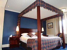 Alexandra Hotel