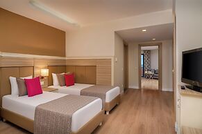 Delphin Deluxe Resort Hotel - All Inclusive