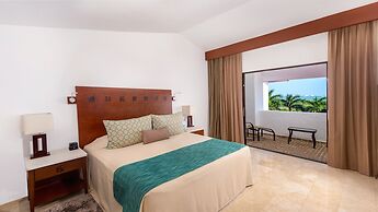 The Royal Cancun All Suites Resort