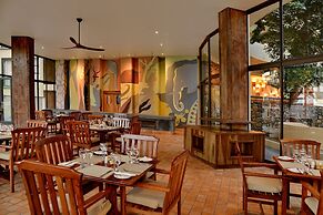 Hwange Safari Lodge