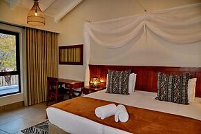Hwange Safari Lodge