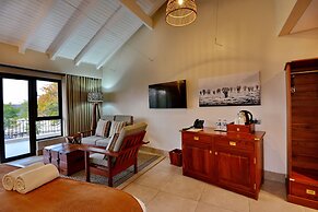 Hwange Safari Lodge