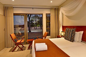 Hwange Safari Lodge