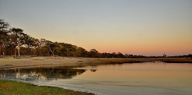 Hwange Safari Lodge