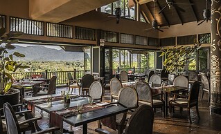 Anantara Golden Triangle Elephant Camp & Resort