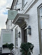 Warren Lodge Hotel
