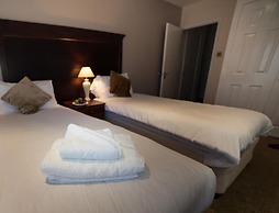 Warren Lodge Hotel