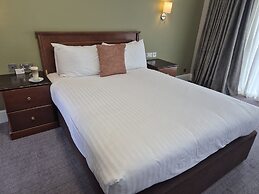 Warren Lodge Hotel