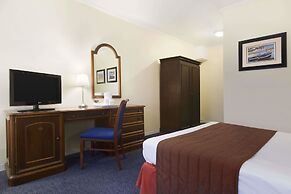 Ramada by Wyndham Crawley Gatwick