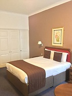 Ramada by Wyndham Crawley Gatwick
