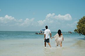 Casa Las Tortugas Petit Beach Hotel & Spa