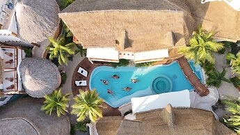 Casa Las Tortugas Petit Beach Hotel & Spa