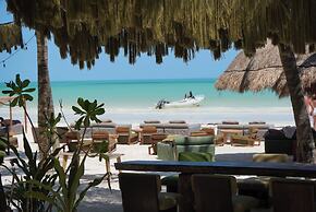 Casa Las Tortugas Petit Beach Hotel & Spa