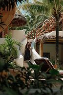 Casa Las Tortugas Petit Beach Hotel & Spa