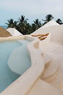 Casa Las Tortugas Petit Beach Hotel & Spa
