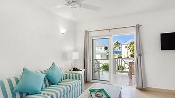 Shoal Bay Villas
