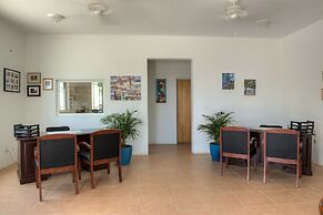 Shoal Bay Villas