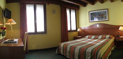 Hotel Antico Moro