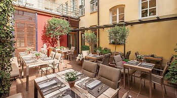 Alpen Hotel München