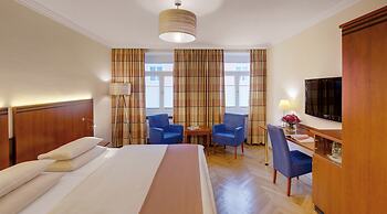 Alpen Hotel München