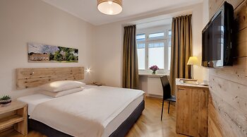 Alpen Hotel München