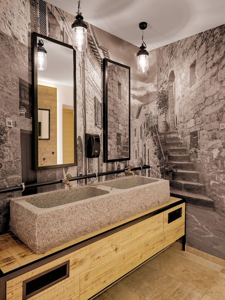 Alpen Hotel München