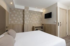 Civera Hotel
